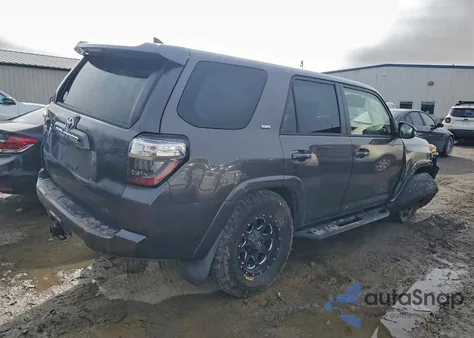 2015 Toyota 4Runner Sr5/Sr5 Premium z USA, uszkodzony, nr VIN JTEBU5JR1F5231973
